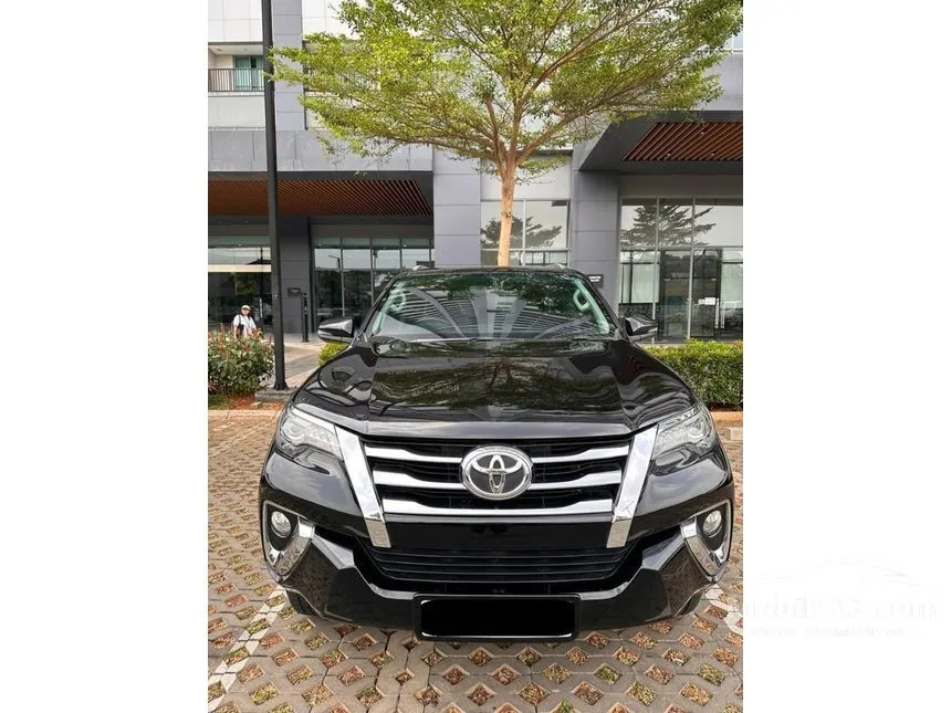 Jual Mobil Toyota Fortuner 2017 SRZ 4X2 2.7 di Banten Automatic SUV Hitam Rp 350.000.000