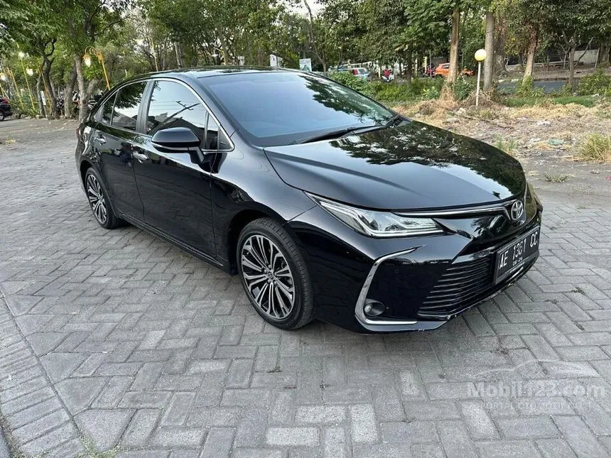 Jual Mobil Toyota Corolla Altis 2021 V 1.8 di Jawa Timur Automatic Sedan Hitam Rp 328.000.000