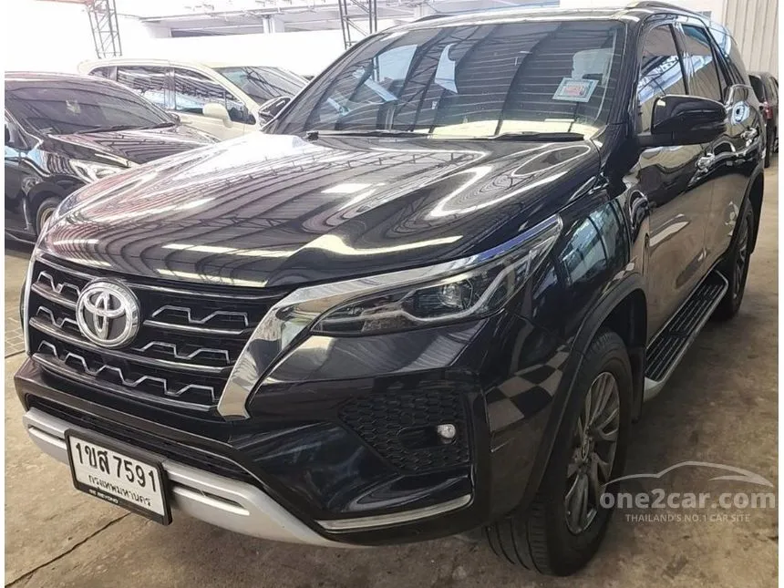 2021 Toyota FORTUNER V SUV