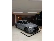 2023 BMW 330i 2.0 M Sport Pro Sedan AT (Faktur 2024) Gray on Black Odo 10 Rb (TERMURAH)