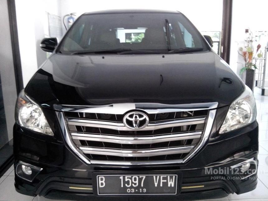 Jual Mobil  Toyota Kijang Innova  2014 V  Luxury  2 0 di Jawa 