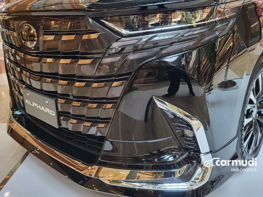 2025 Toyota Alphard HEV (Non Premium Color) MPV