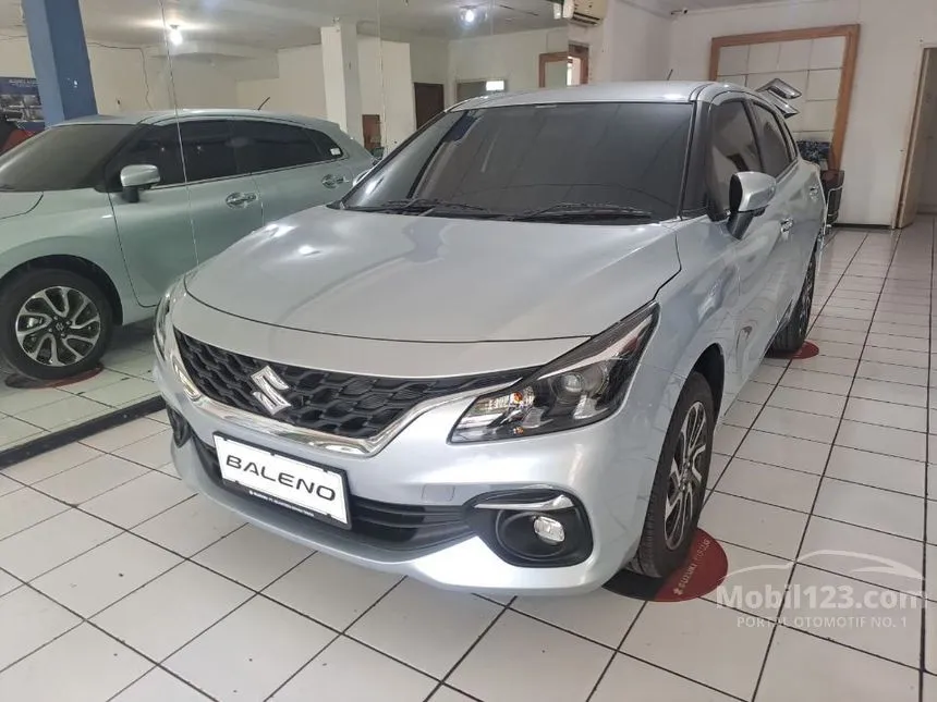 Jual Mobil Suzuki Baleno 2024 1.5 di Jawa Barat Automatic Hatchback Silver Rp 230.000.000