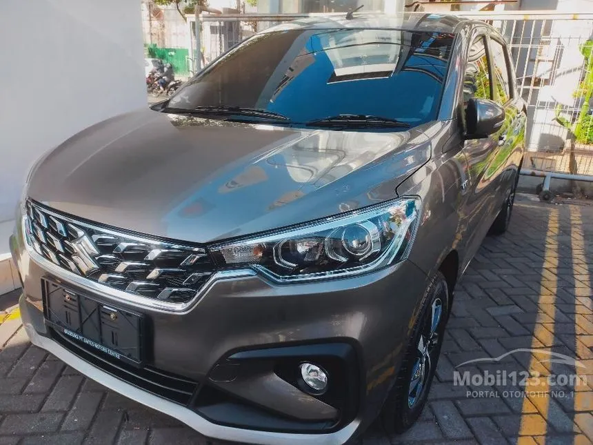 Jual Mobil Suzuki Ertiga 2024 GX Hybrid 1.5 di Jawa Timur Automatic MPV Abu
