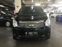 Toyota NAV1 2.0 G matic 2013 siap pakai