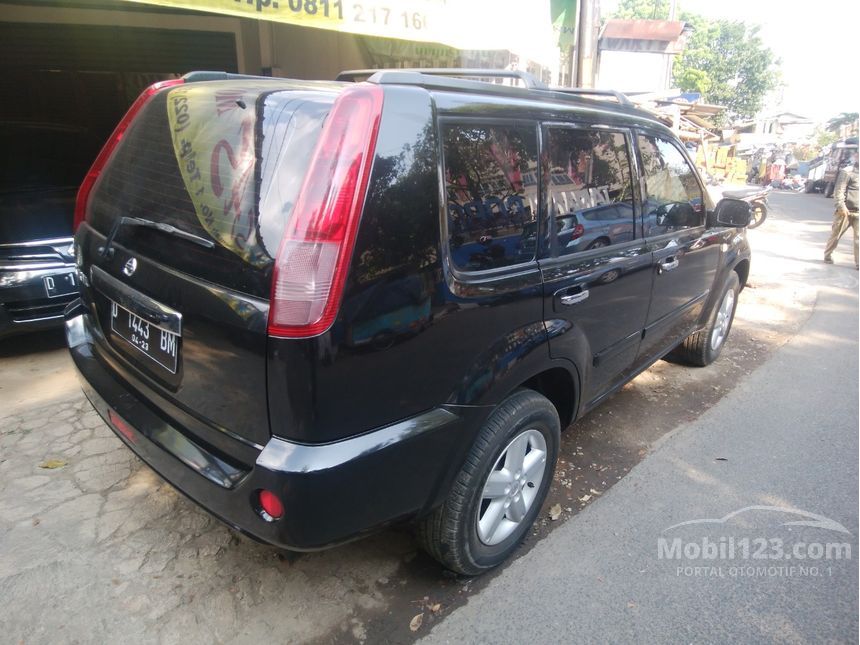  Jual  Mobil Nissan X  Trail  2007 T30 2 0 di Jawa Barat 