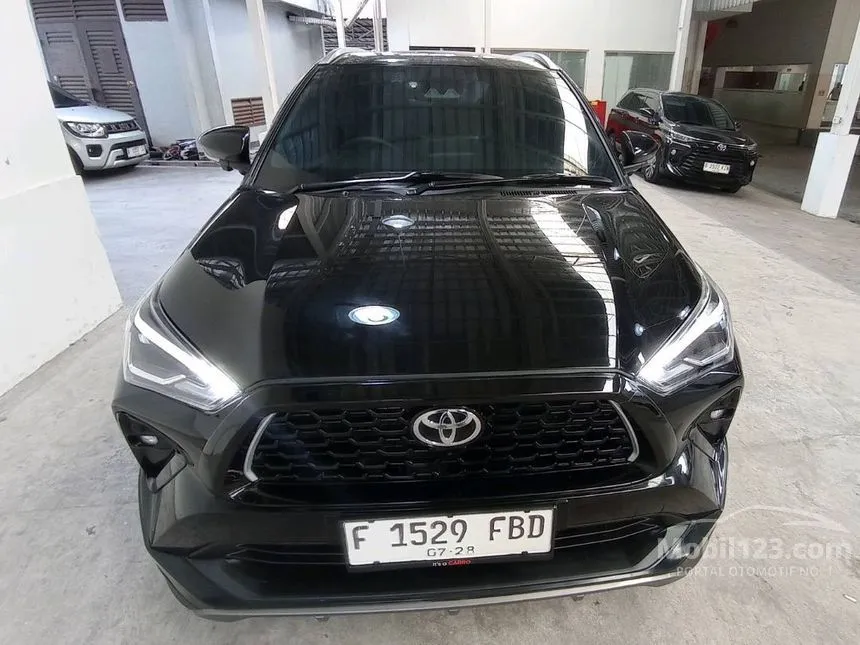 Jual Mobil Toyota Yaris Cross 2023 S with GR Parts Aero Pkg 1.5 di DKI Jakarta Automatic SUV Hitam Rp 325.000.000