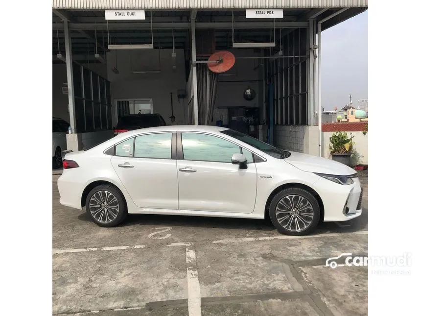 2024 Toyota Corolla Altis HYBRID Sedan