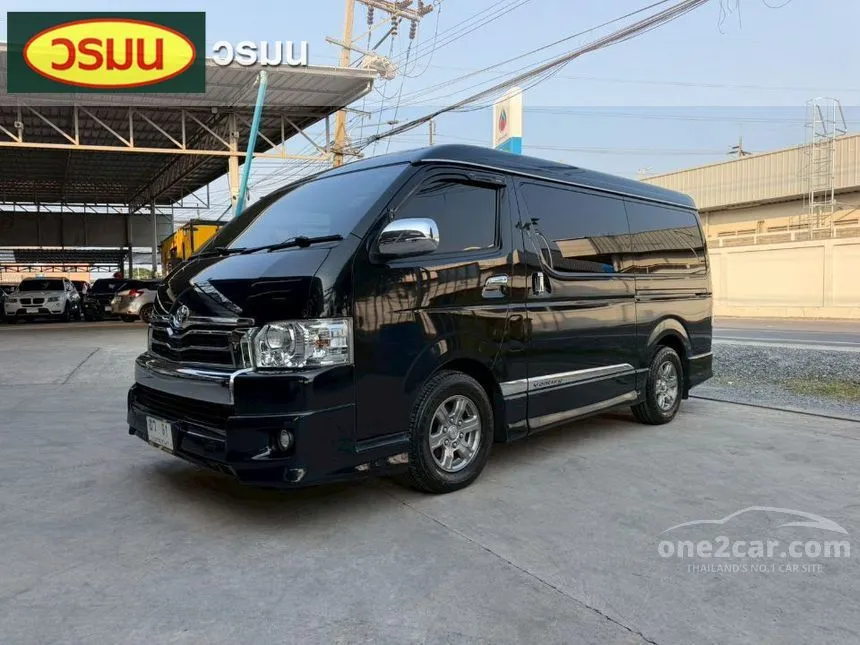 2015 Toyota VENTURY V Van