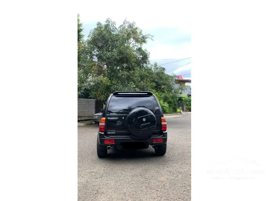 2005 Suzuki Escudo SUV