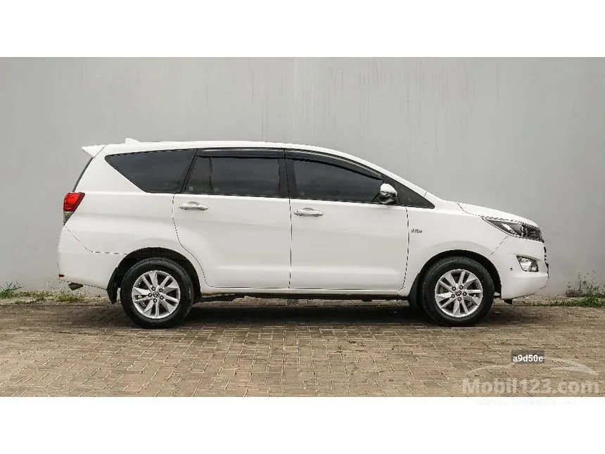 2020 Toyota Kijang Innova V MPV