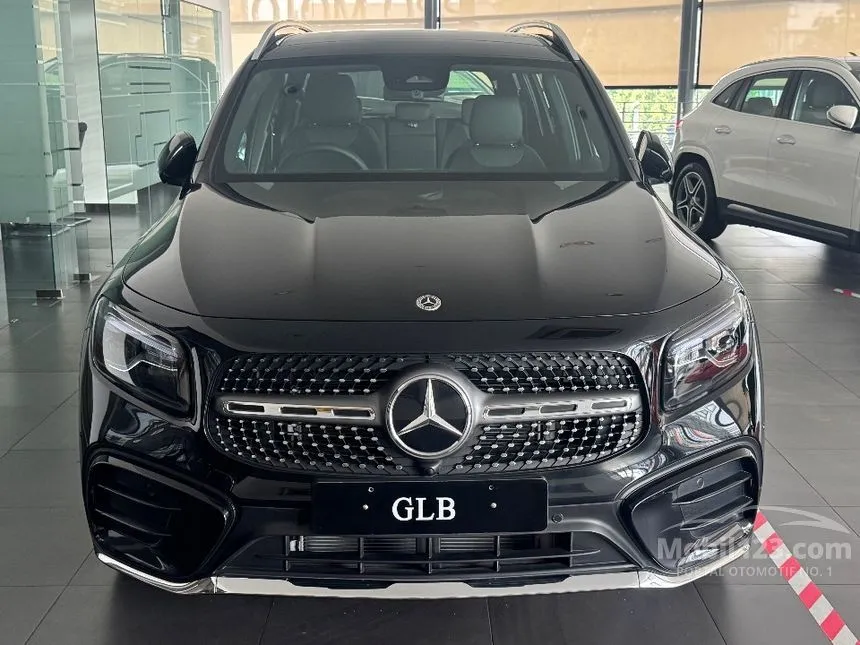 2024 Mercedes-Benz GLB200 AMG Line SUV
