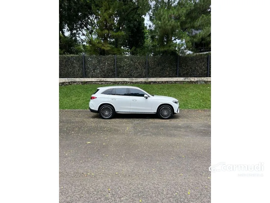 2023 Mercedes-Benz GLC300 AMG Line 4MATIC SUV