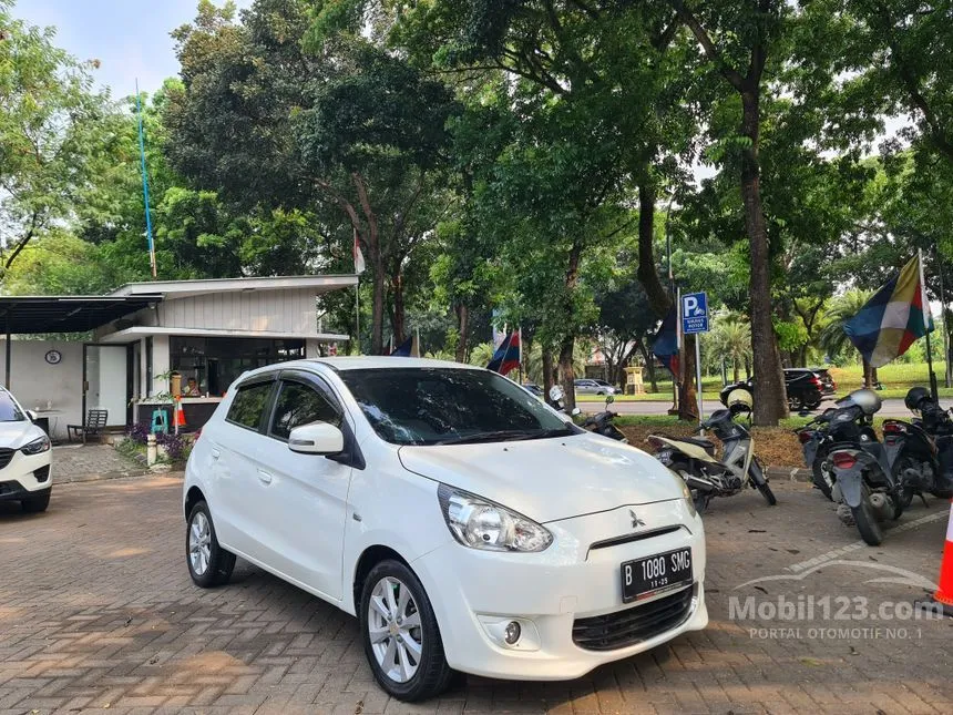 Jual Mobil Mitsubishi Mirage 2015 EXCEED 1.2 di DKI Jakarta Automatic Hatchback Putih Rp 100.000.000