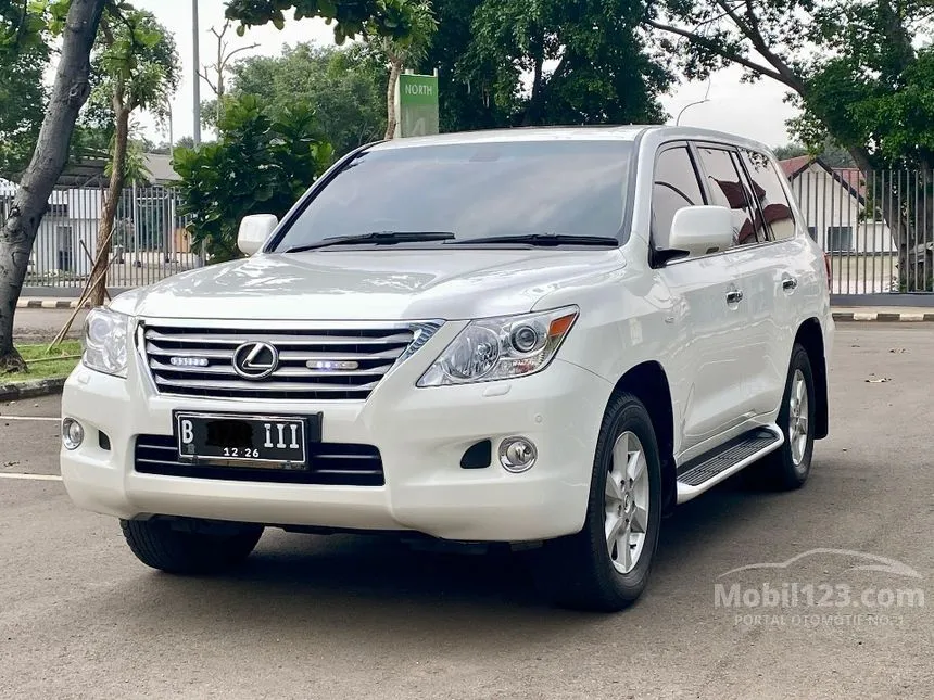 2011 Lexus LX 570 SUV