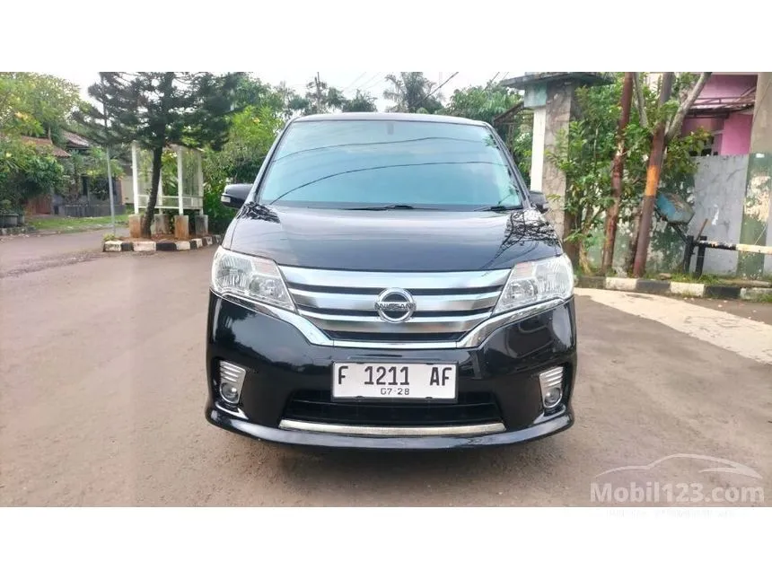 Jual Mobil Nissan Serena 2013 Highway Star 2.0 di Jawa Barat Automatic MPV Hitam Rp 157.000.000