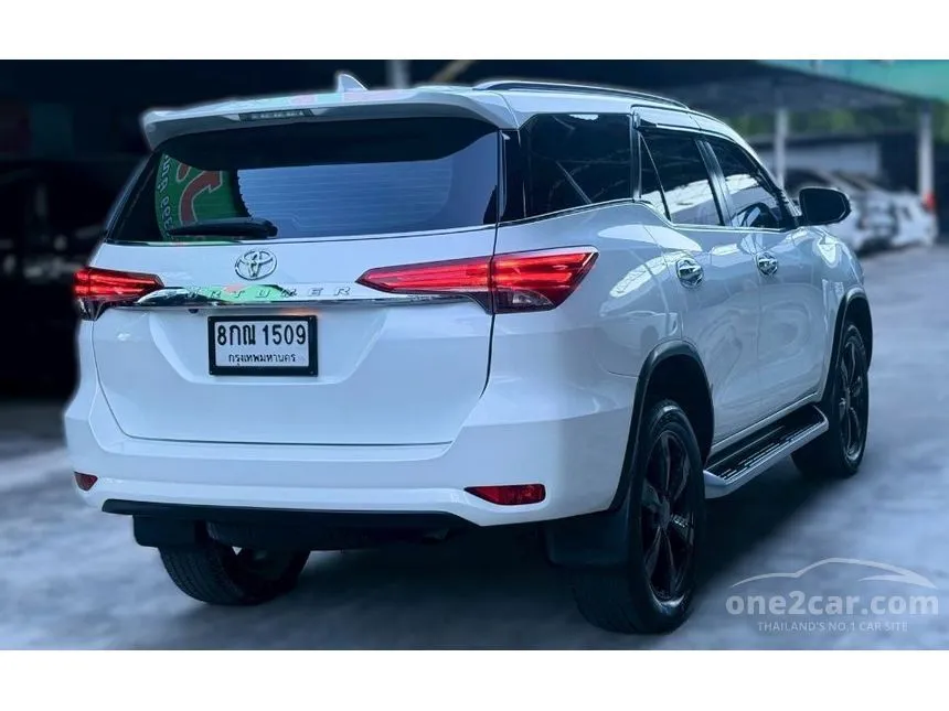 2019 Toyota FORTUNER V SUV