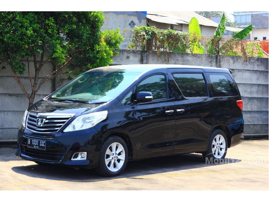 Legenda Jalanan: Mengupas Detail Toyota Alphard 2011 Hitam