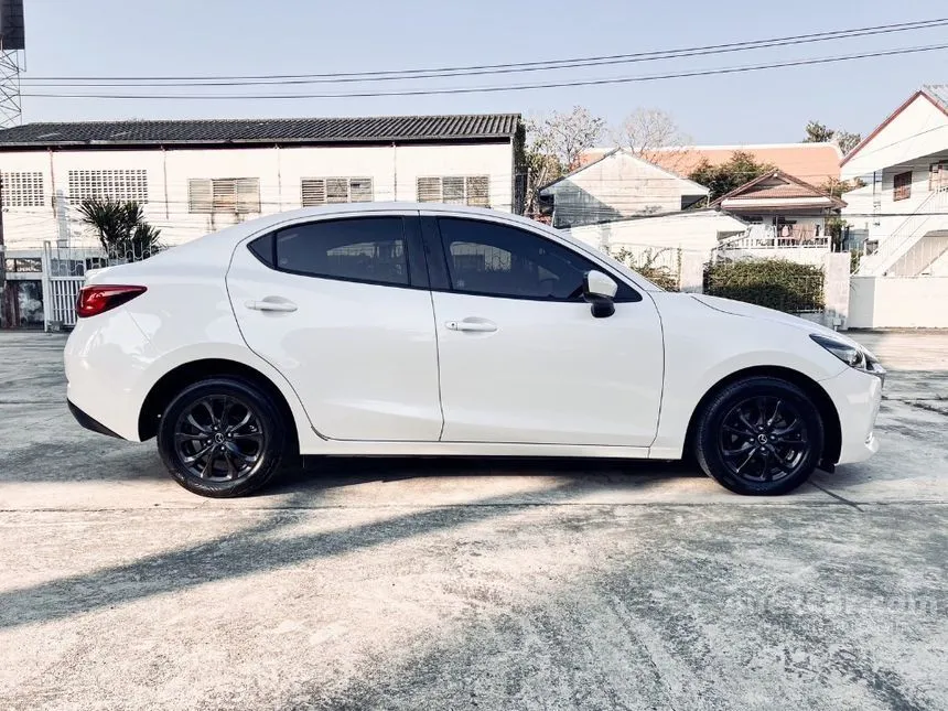 2017 Mazda 2 Standard Sedan