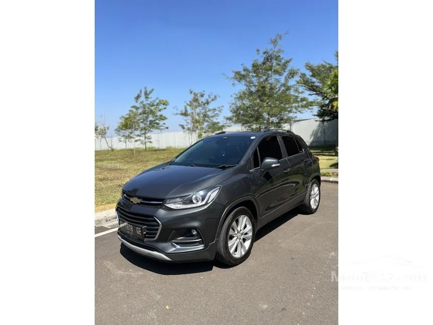 Jual Mobil Chevrolet Trax 2017 LTZ 1.4 di Jawa Barat Automatic SUV Abu