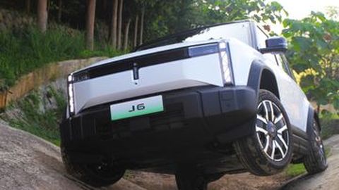 Mobil Listrik Chery J6 Mulai Diproduksi di Indonesia