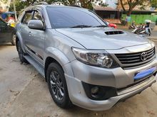 2014 Toyota Fortuner 2.5 G TRD SUV