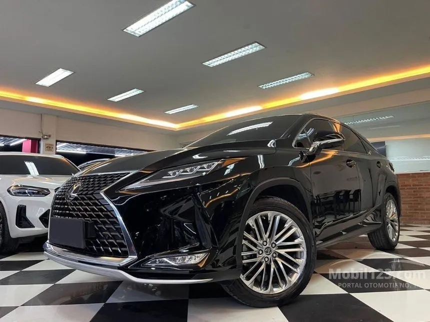 Jual Mobil Lexus RX300 2022 Luxury 2.0 di DKI Jakarta Automatic SUV Hitam Rp 1.175.000.000