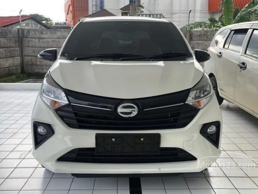Jual Mobil Daihatsu Sigra 2024 R 1.2 di Jawa Barat Manual MPV Putih Rp 161.000.000