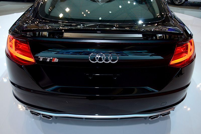 Galeri Foto All-new Audi TTS 8