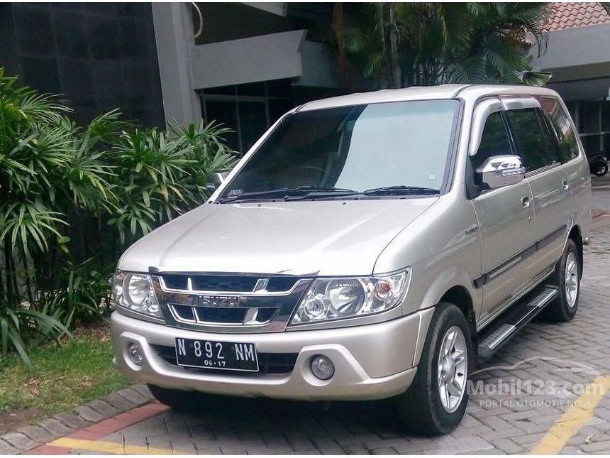 Jual Mobil  Isuzu  Panther  2008  LS 2 5 di Jawa Timur Manual 