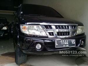 Isuzu Panther GRAND TOURING Mobil Bekas Baru dijual di Indonesia 