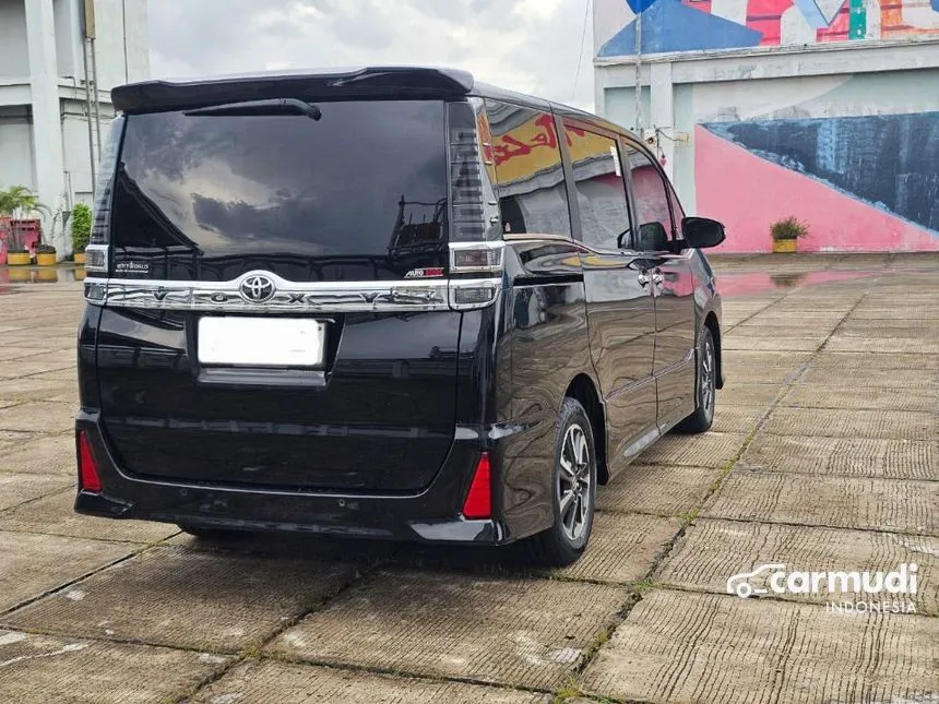 2019 Toyota Voxy MPV