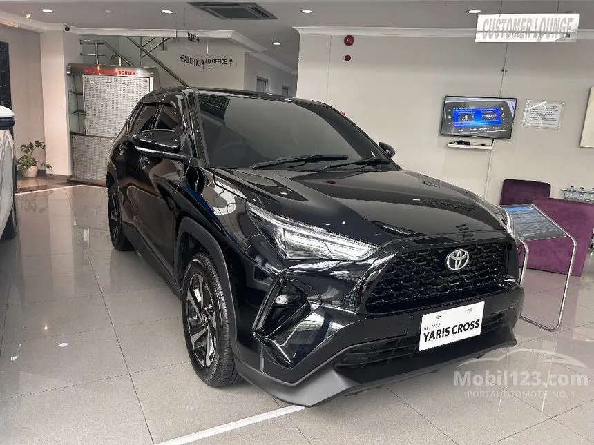 Jual Mobil Toyota Yaris Cross 2024 G 1.5 di Banten Automatic Wagon Hitam Rp 336.900.000