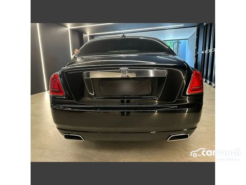 2012 Rolls-Royce Ghost V12 Sedan