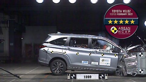 All New Toyota Veloz Diuji Tabrak, Hasilnya Membanggakan