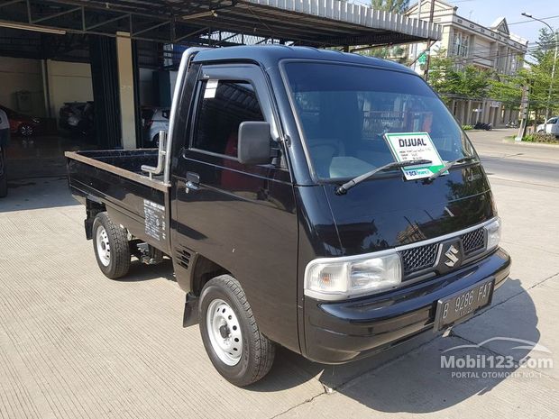 Suzuki Carry Mobil bekas dijual di Jawa-barat Indonesia 