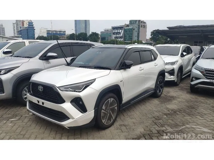 Jual Mobil Toyota Yaris Cross 2024 S GR Parts Aero Package HEV 1.5 di DKI Jakarta Automatic Wagon Putih Rp 427.000.000