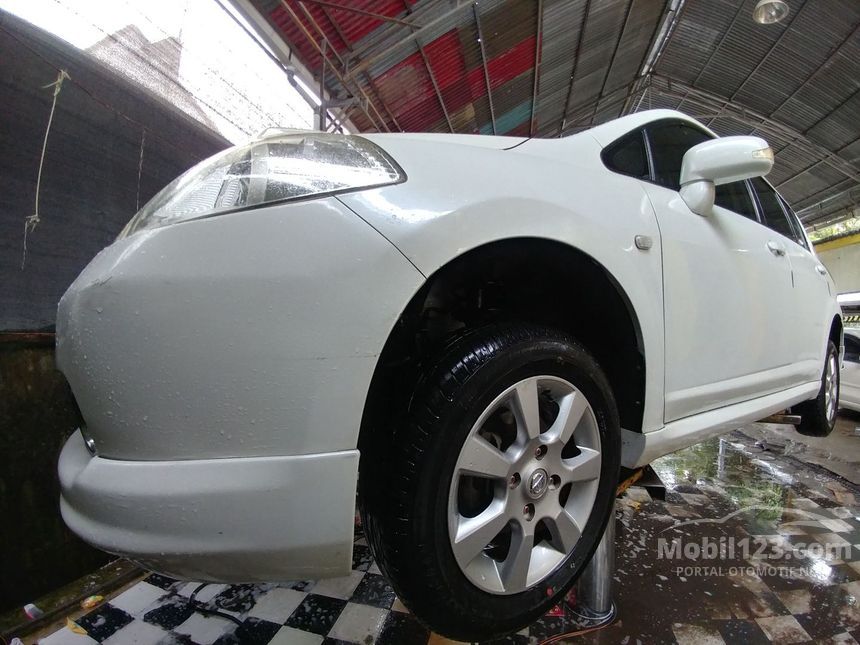 2008 Nissan Latio Hatchback