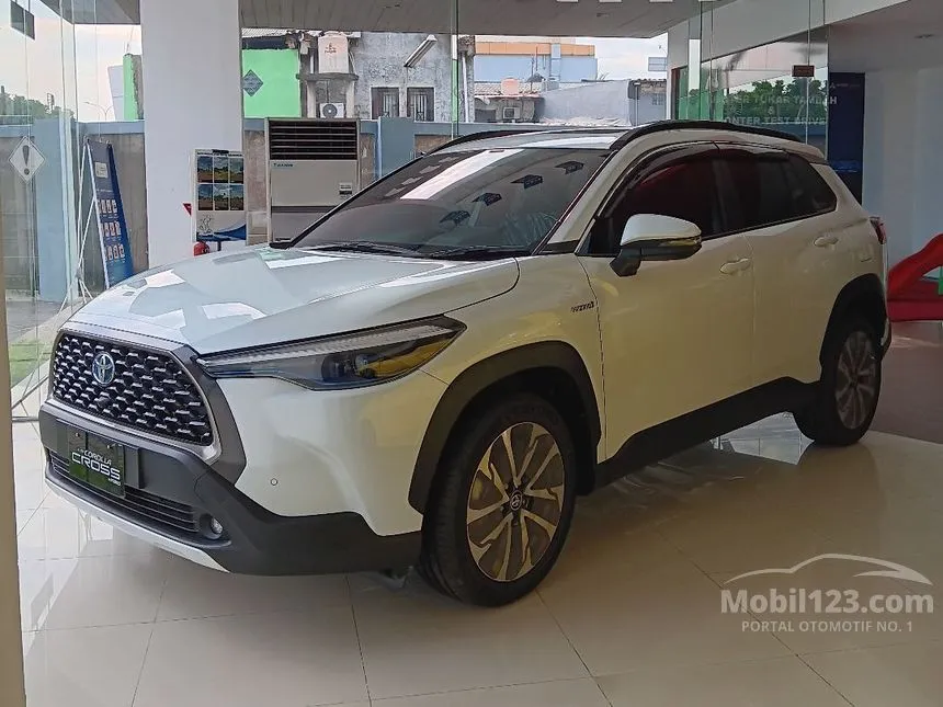 Jual Mobil Toyota Corolla Cross 2023 Hybrid 1.8 di DKI Jakarta Automatic Wagon Putih Rp 511.200.000