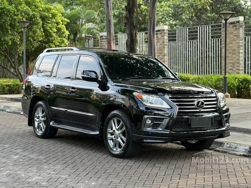2013 Lexus LX 570 SUV