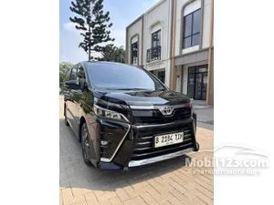 2019 Toyota Voxy 2.0 MPV