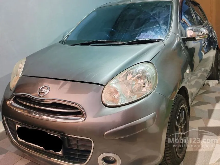 Jual Mobil Nissan March 2011 1.2L 1.2 di Jawa Barat Manual Hatchback Abu