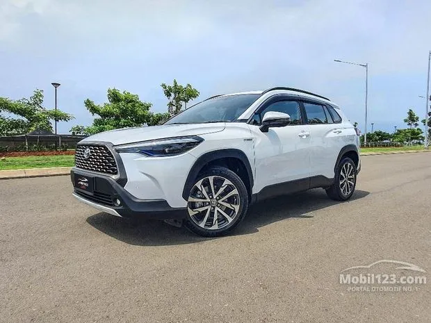 Jual Toyota Corolla Cross Hybrid Bekas di Indonesia Harga Murah ...