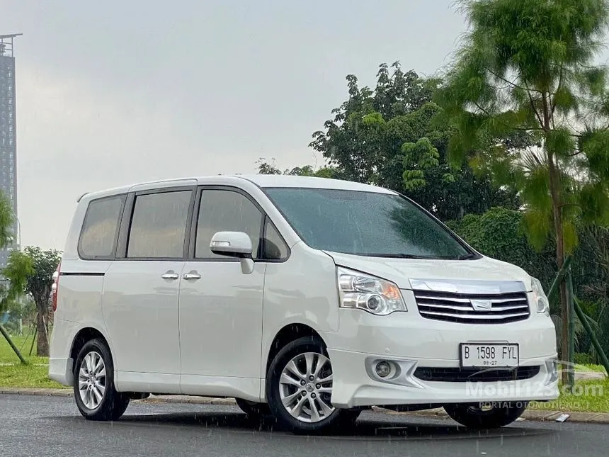 Jual Mobil Toyota NAV1 2015 V Limited 2.0 di DKI Jakarta Automatic MPV Putih Rp 160.000.000