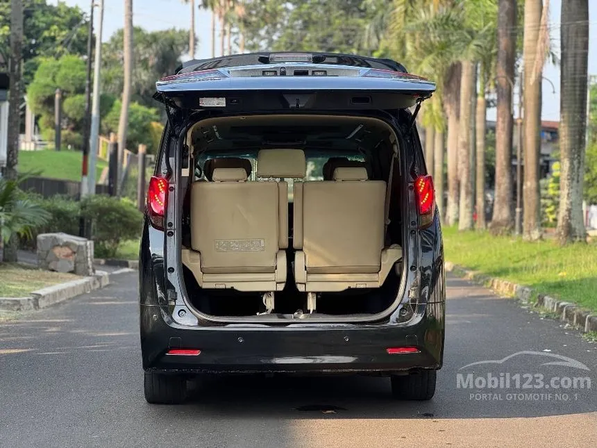 2015 Toyota Alphard G MPV