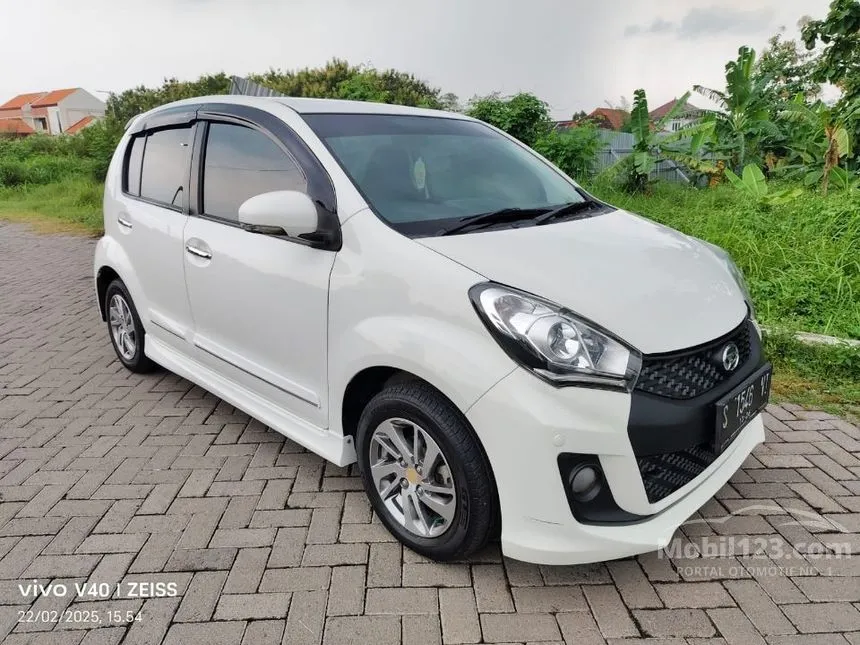 Jual Mobil Daihatsu Sirion 2016 D 1.3 di Jawa Timur Manual Hatchback Putih Rp 112.000.000