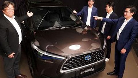 Merek Korea & China Pamer Mobil Listrik, Kok Toyota Indonesia ke Mobil Hybrid?