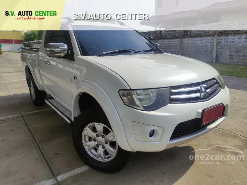 2014 Mitsubishi TRITON GLX Plus Mega Cab Pickup