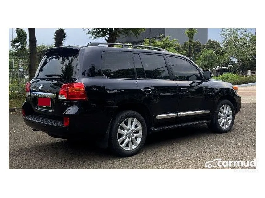 2014 Toyota Land Cruiser Full Spec E VX SUV