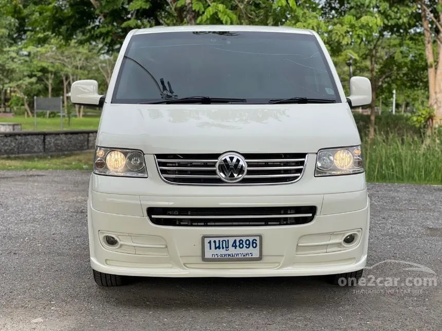 2010 Volkswagen CARAVELLE TDi Van